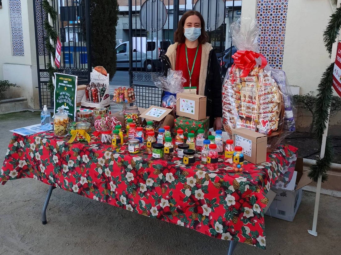 Fotos: Mercado navideño de artesanas en La Zubia