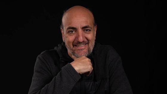 El escritor zubiense Juan Carlos Rodríguez Torres presenta 'Amversos'