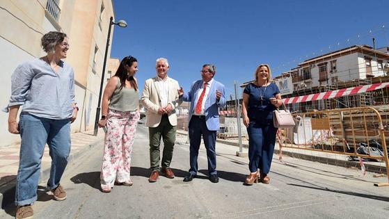 La Zubia concluye la cubierta de la pista polideportiva del colegio Al-Zawiya
