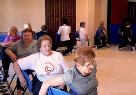 La Zubia amplía sus talleres para ayudar a los mayores a ejercitar cuerpo y mente