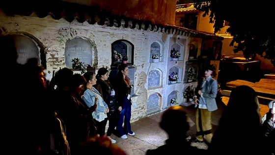 La Zubia organiza una visita nocturna y teatralizada a su cementerio municipal