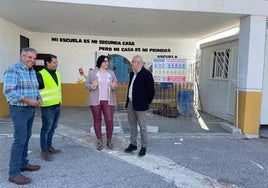 Una de las visitas de la delegada territorial, María José Martín.