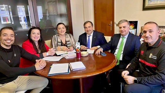 La alcaldesa de La Zubia aclara que la deuda con Bomberos irá al próximo pleno