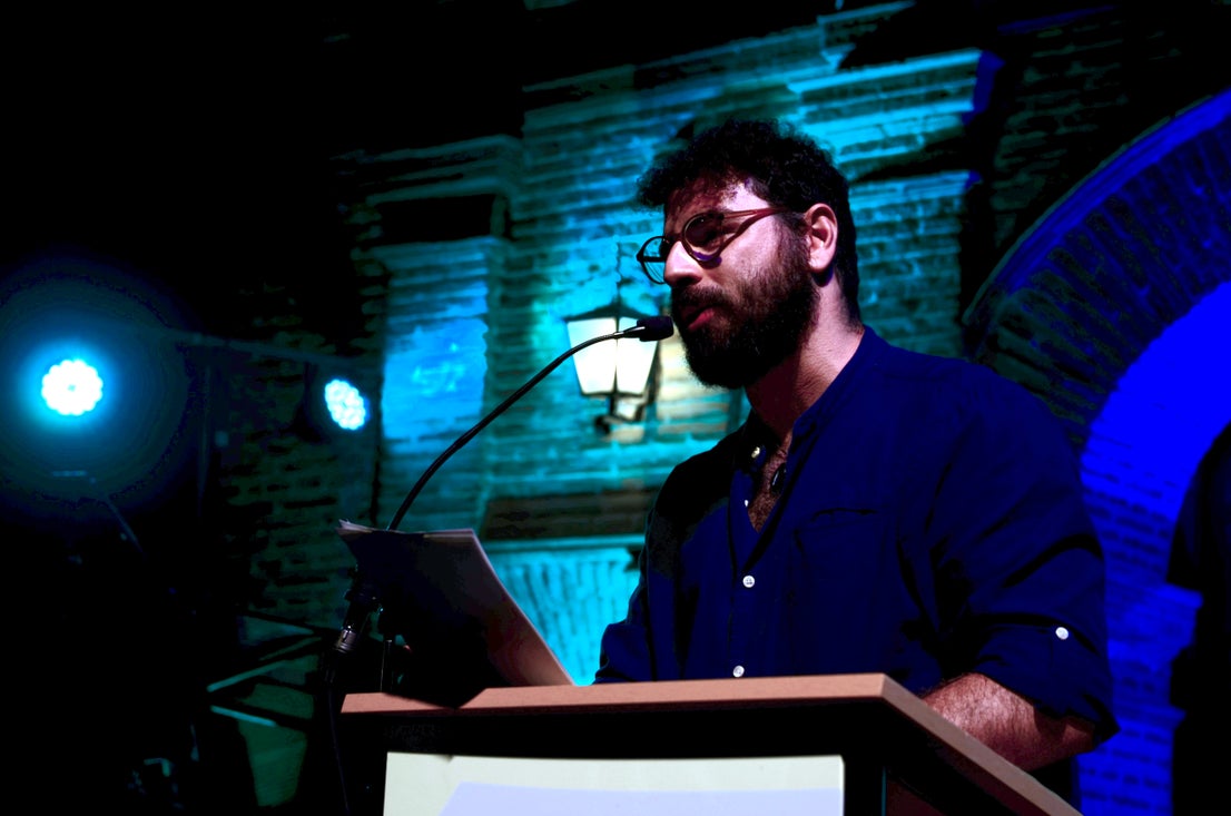 Arranca el festival Poesía en el Laurel