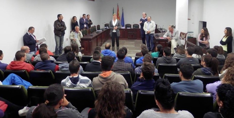 Un curso ayuda a los desempleados a buscar trabajo