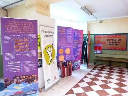 El IES Trevenque se suma a la lucha contra la violencia de género