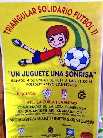 Triangular solidario de fútbol 11, 'Un juguete una sonrisa'