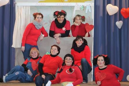 Títeres y baile en el colegio Isabel La Católica