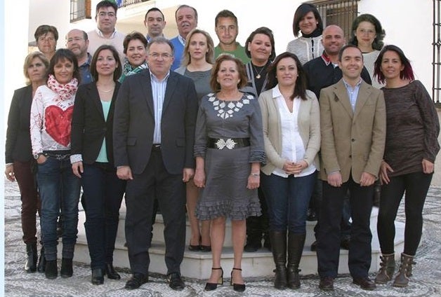 APZ presenta su candidatura para las municipales