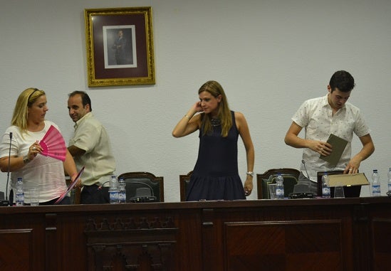 El pleno debate la aprobación del convenio con la UGR para cederle el edificio del Camino Forestal