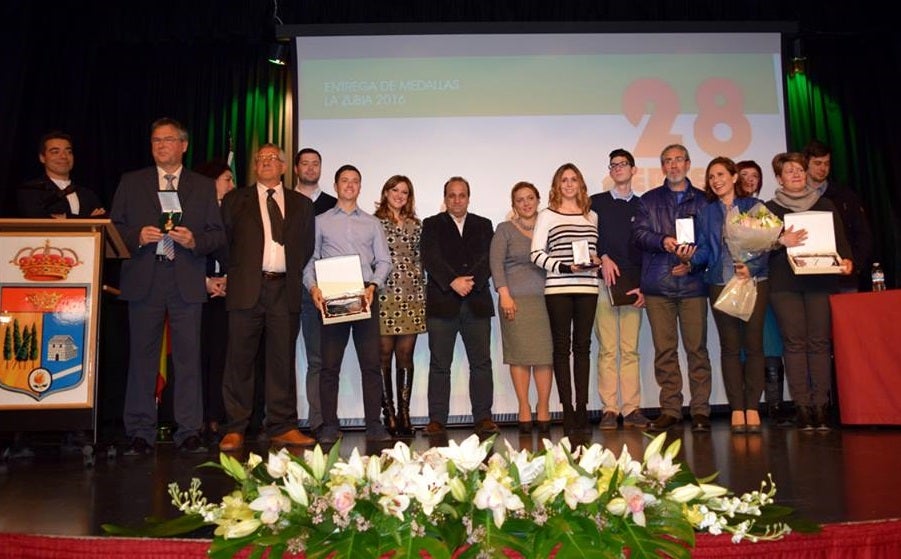 Lidia Redondo, Manuel Beltrán y Al Borde reciben la Medalla de Oro en el Día de Andalucía