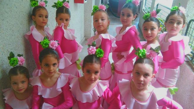 Actuación de fin de curso en la Casa de la Cultura de las bailarinas de Ruth Molinero