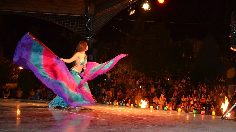 Fuego, música, baile y conjuros para festejar el solsticio de verano