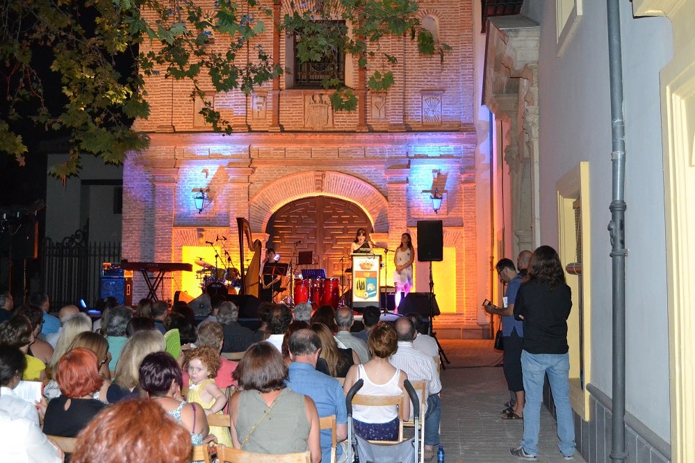 El escocés Brian Johnstone inaugura la XIII edición de Poesía en el Laurel