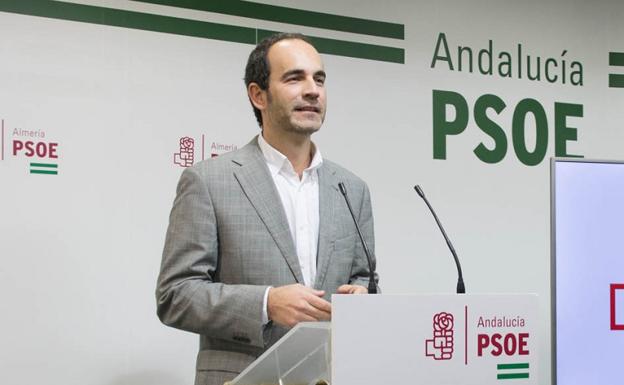 El candidato a la Alcaldía de Carboneras por el PSOE, José Luis Amérigo.