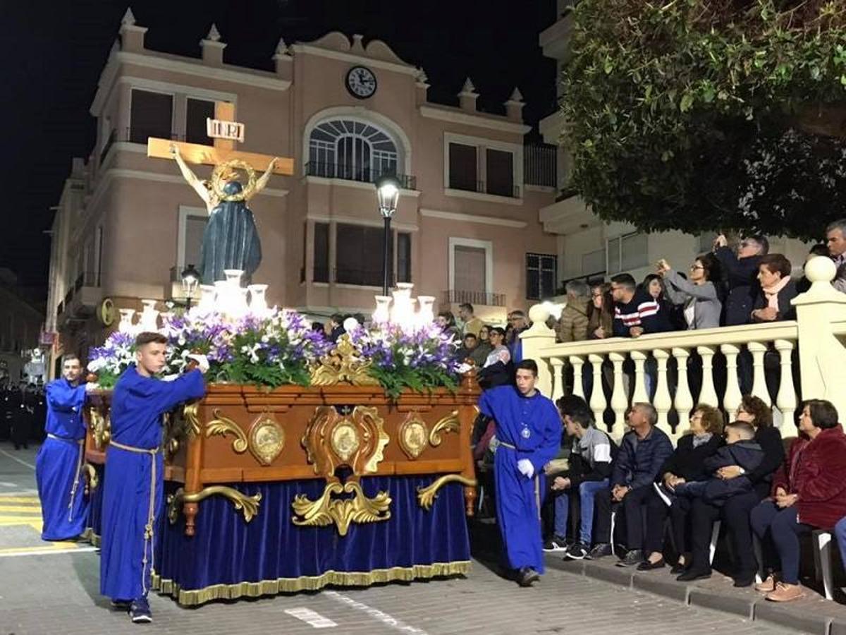 Procesión de la Virgen de las Angustias del Paso Azul de Cuevas del Almanzora en la noche de ayer.
