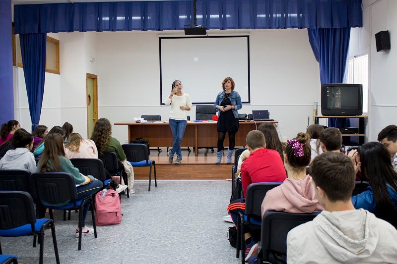 Carboneras se centra en sus jóvenes para las actividades programadas de cara al 25N