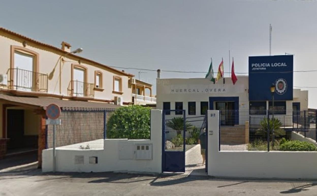 La plantilla de la Policía Local de Huércal-Overa solicita su traslado a otra localidad