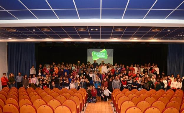 Más de 200 niños asistieron al taller. 
