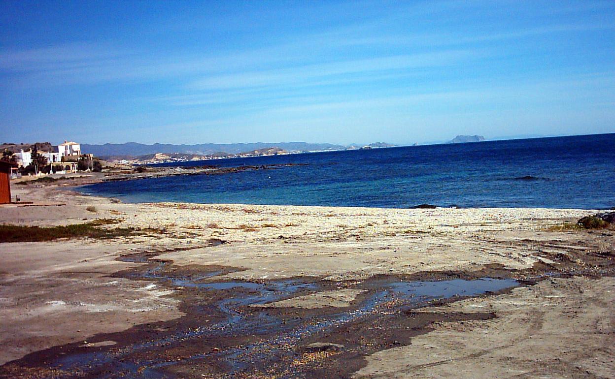 Sucesos en Almería | Aparece el cadáver de un hombre en una playa de Cuevas