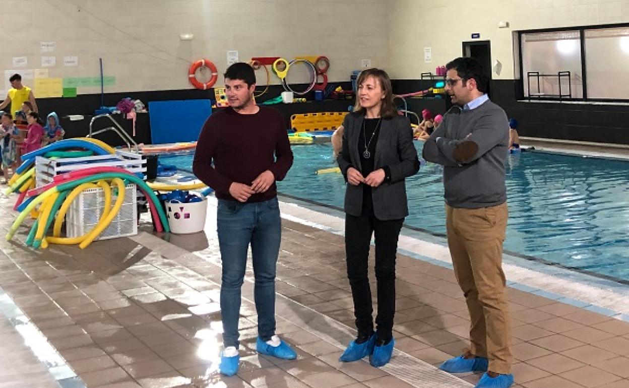 La alcaldesa, Francisca Fernández, visita las instalaciones. 