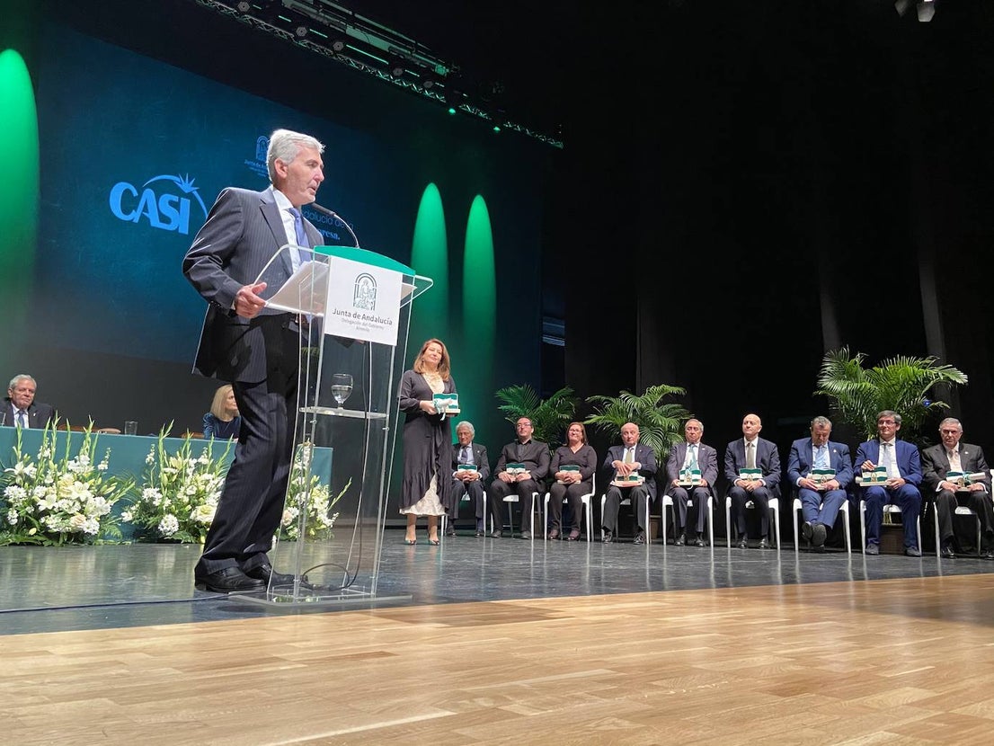 En total se han entregado diez reconocimientos con motivo del Día de Andalucía