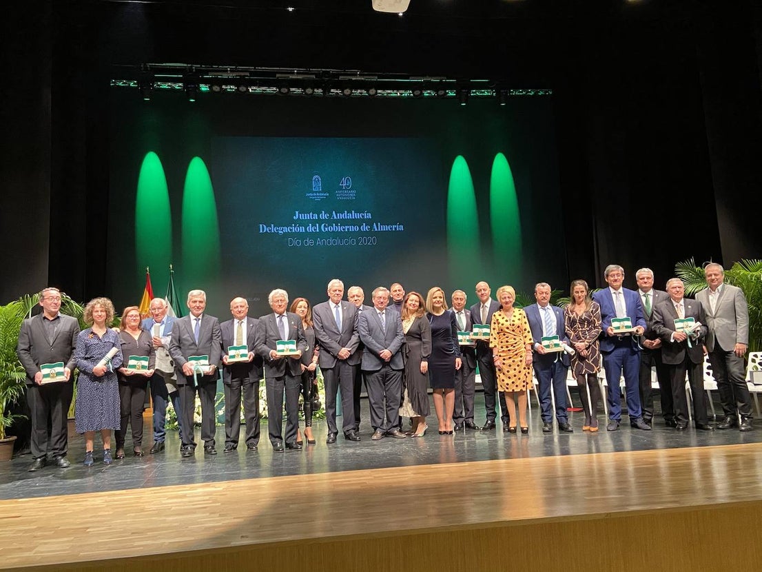 En total se han entregado diez reconocimientos con motivo del Día de Andalucía