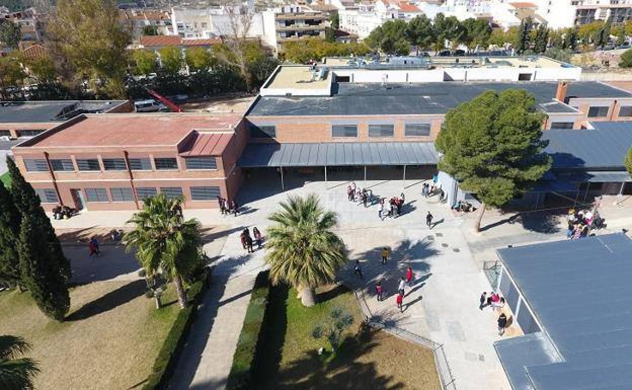 Taller sobre sexo Almería: Educación cierra la investigación por el taller  sobre sexo realizado en un instituto de Huércal-Overa | Ideal