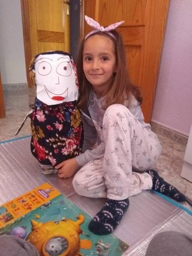 Viejas en los balcones para conmemorar este día. 