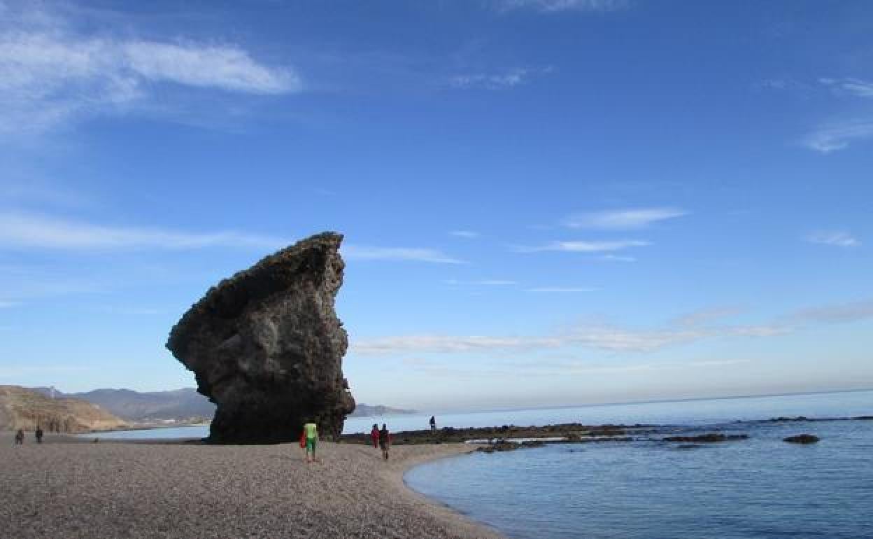 Playa de los Muertos (Carboneras) 