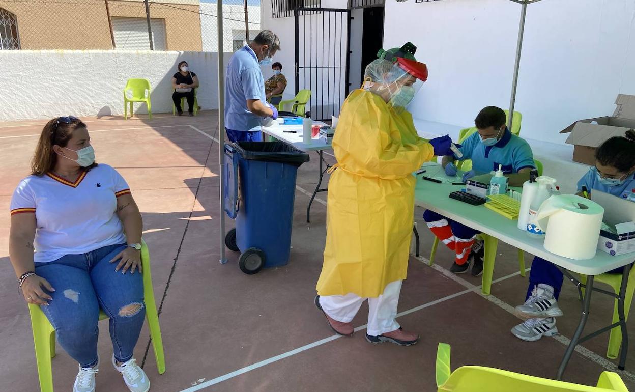 Coronavirus en Almería | Más de 300 vecinos de Los Gallardos serán citados «cuanto antes» al cribado masivo