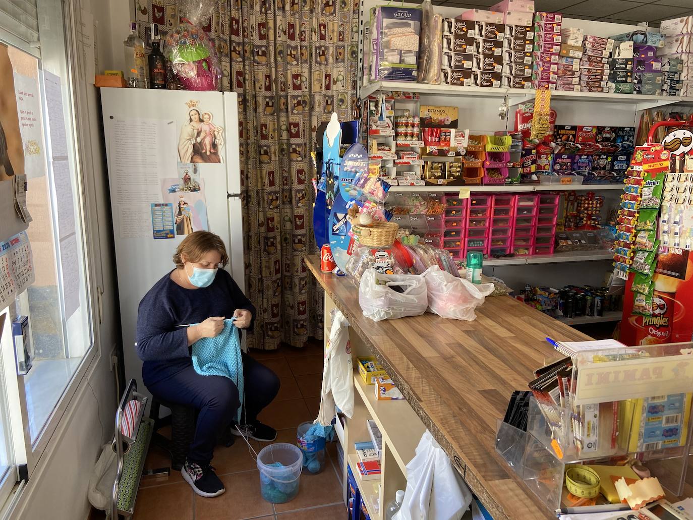 Imagen principal - Comercios de Los Gallardos. 