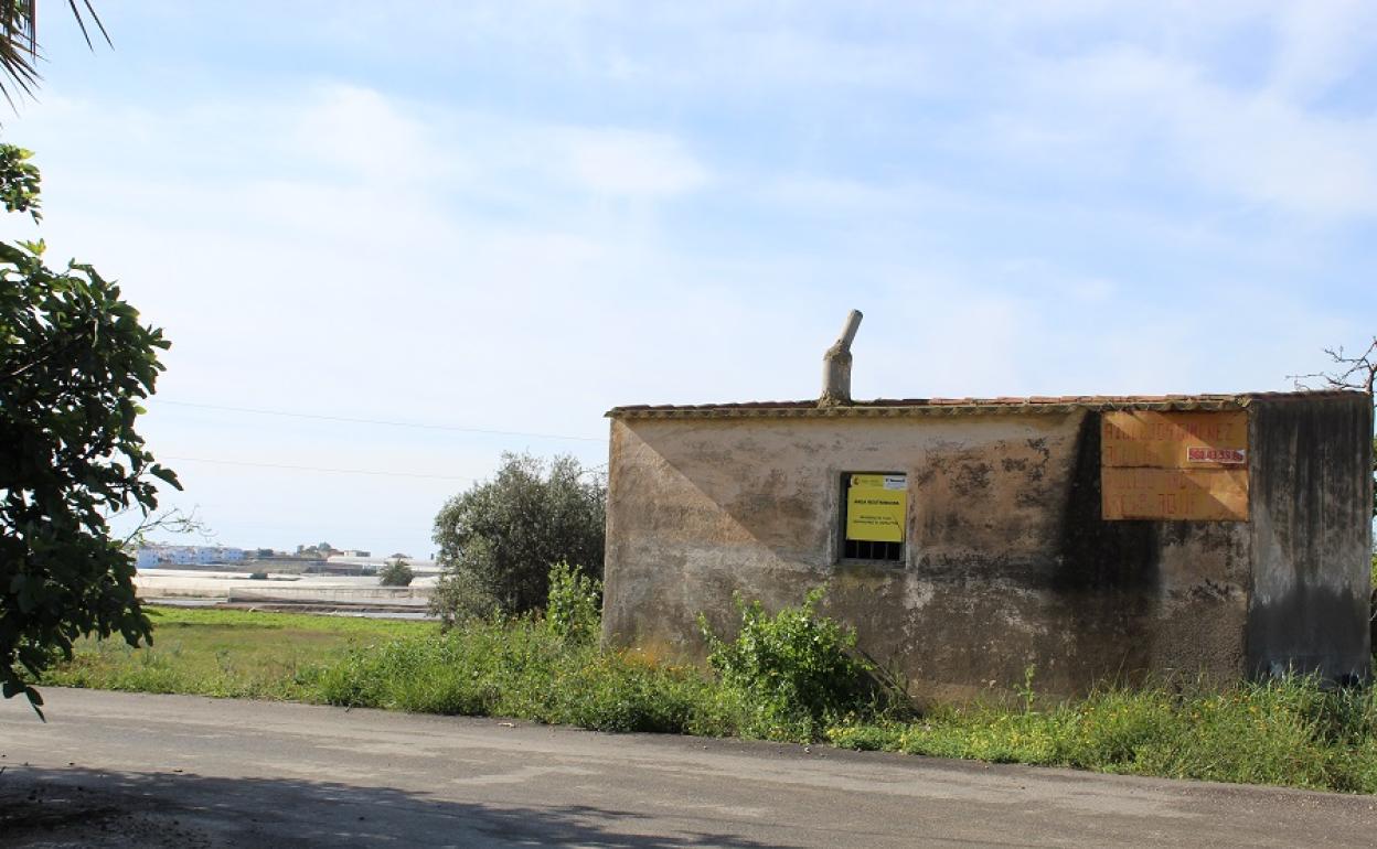 Ecologistas en Acción reclama al Consejo de Ministros ordenar la limpieza de Palomares