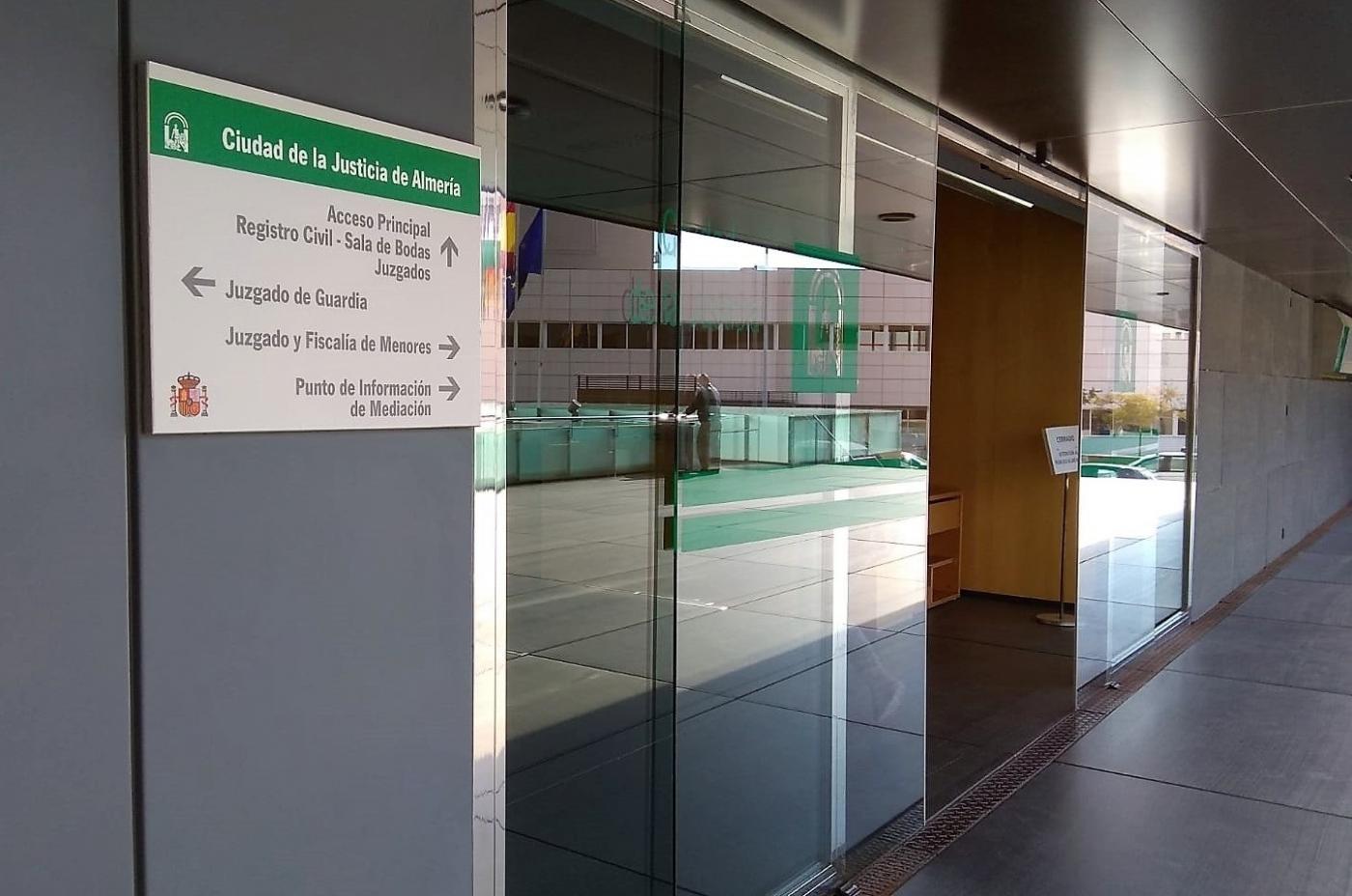 Tribunales en Almería | El juicio por la compra de láminas de Goya con fondos municipales de Carboneras comenzará en septiembre