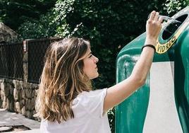 Vera pone en marcha una campaña para promover el reciclaje de envases de vidrio