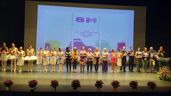 Huércal-Overa conmemora el 8-M con un himno dedicado a las mujeres