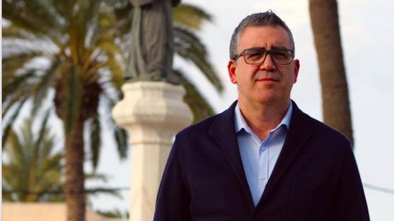 El PP de Carboneras denuncia «presuntos enredos del alcalde» al contratar personal municipal