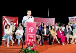 El ministro Héctor Gómez apoya a Martín Gerez: «Es honesto y comprometido»