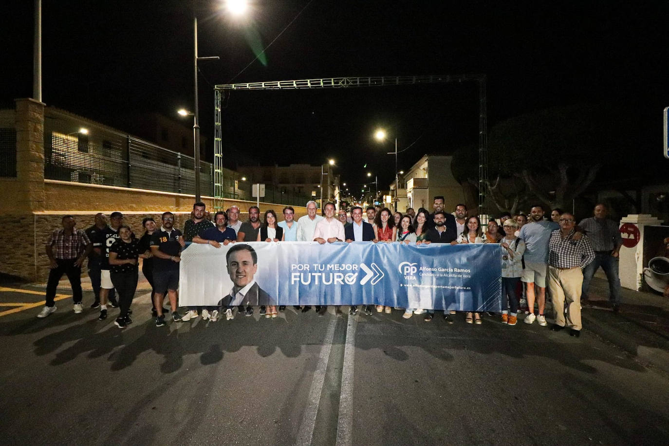 Inicio de campaña electoral, en Vera.