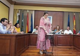 María Isabel López tomando posesión como alcaldesa de Turre.