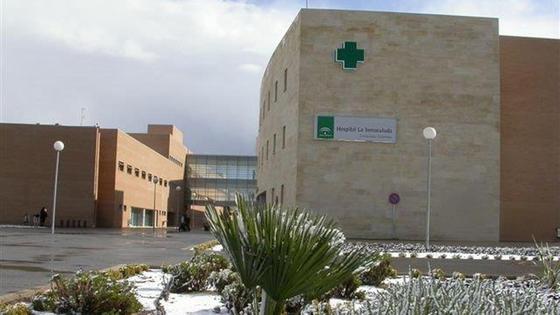 Fallece un hombre atrapado tras el vuelco de un tractor en una finca en Huércal-Overa