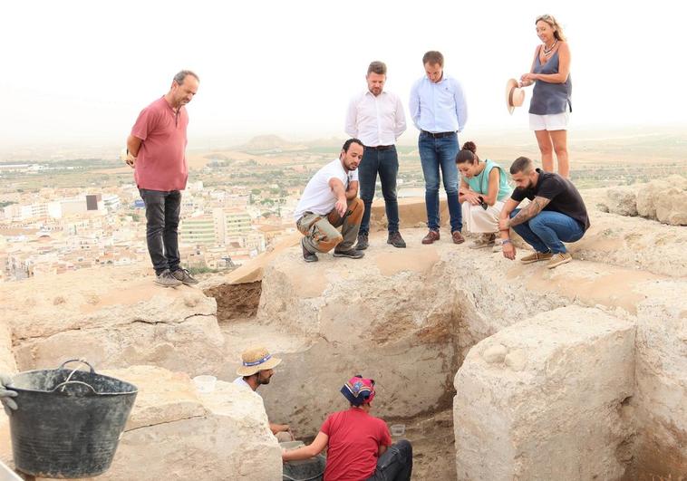 Vera reanuda la segunda campaña de excavaciones en Bayra, en el Cerro del Espíritu Santo