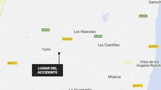 Fallece un motorista en un accidente con un microbus en Mojácar