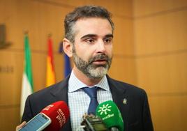 Ramón Fernández-Pacheco, portavoz del Gobierno andaluz y consejero de Medio Ambiente.
