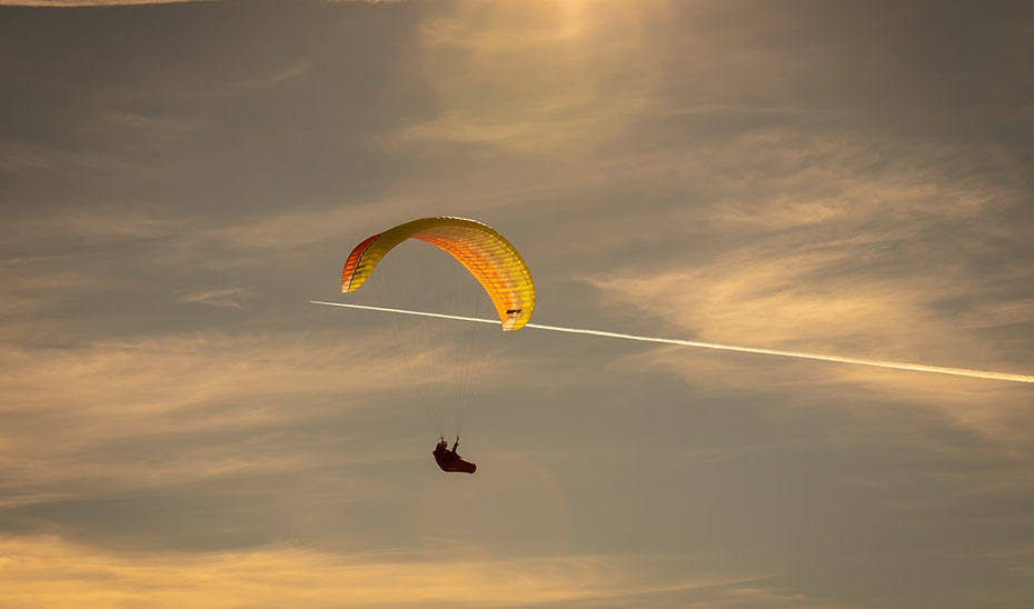 Imagen de un parapente.