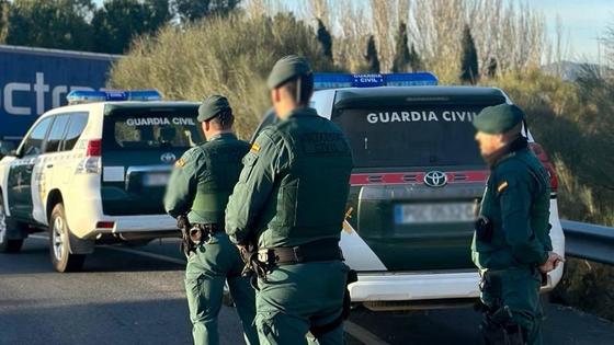 Detenido un camionero por ir ebrio y en sentido contrario por la autovía