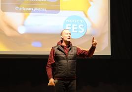 Pedro García Aguado durante la charla.