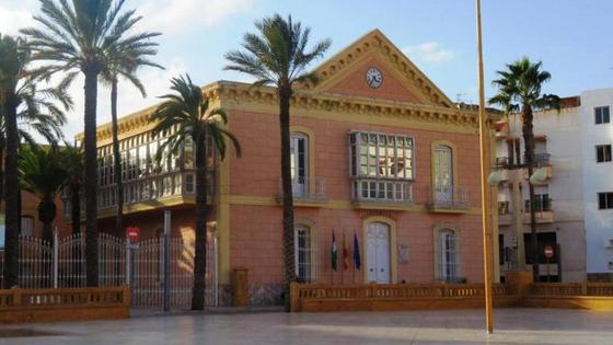 PSOE y Cs presentan una moción de censura en Carboneras