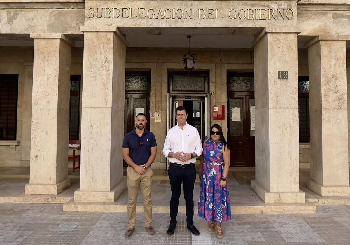 El alcalde de Níjar levanta la voz por la «impunidad» de las narcolanchas en la costa de Almería