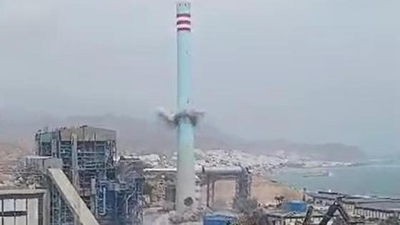 Adiós a la chimenea de la Térmica de Carboneras